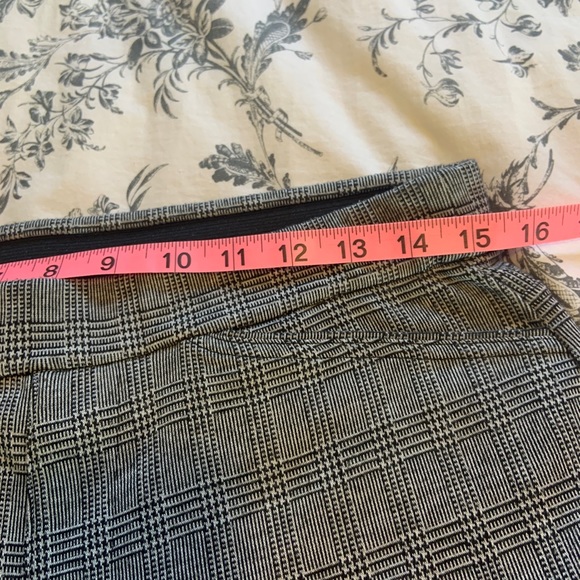 Halston black and white plaid pants - Picture 3 of 6